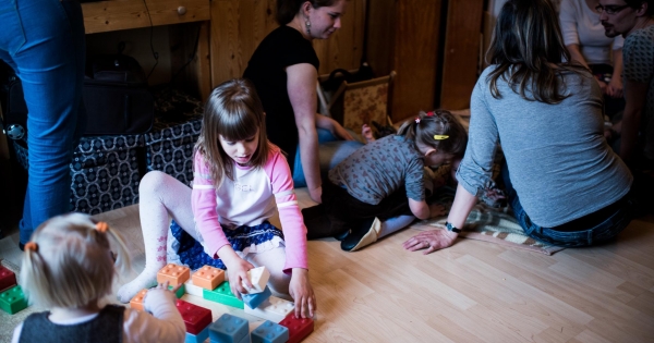 Szja-kedvezmény anyáknak: kinek, mikor jár?