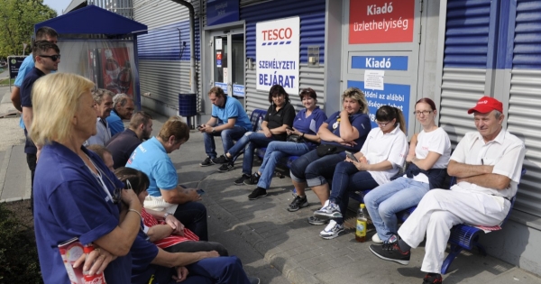 Tesco-ügy: így sztrájkoljon okosan, hogy ne veszítse el a munkáját!