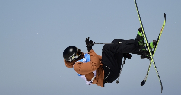 Érdemes külön biztosítást kötni téli sportolásnál, mire jó az EU-s kártya?