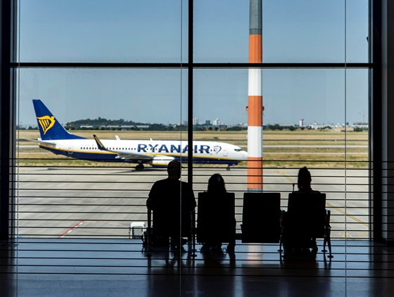 Tenerifére is repülni fog Budapestről a Ryanair