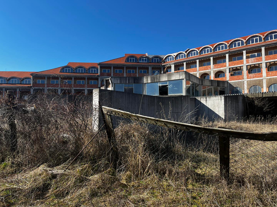 Marcaliban bukkant fel egy újabb közpénzégető elátkozott wellness-szálloda