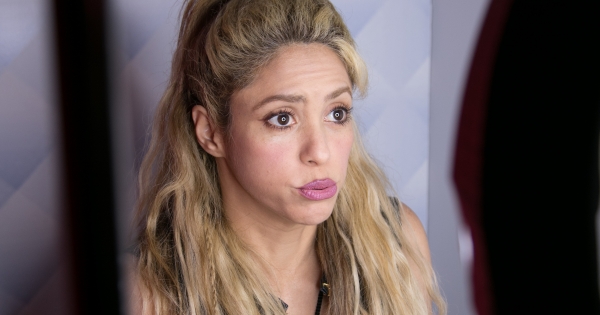 Shakirát adócsalással vádolják, beidézte a bíróság