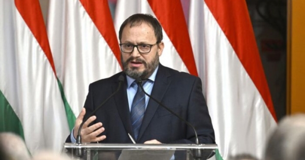 Adókat szüntet meg a Tisza első adócsomagja