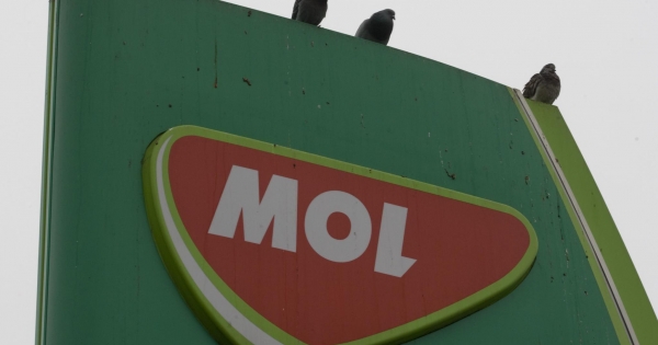 Itt a Mol ajánlata a részvényeseknek