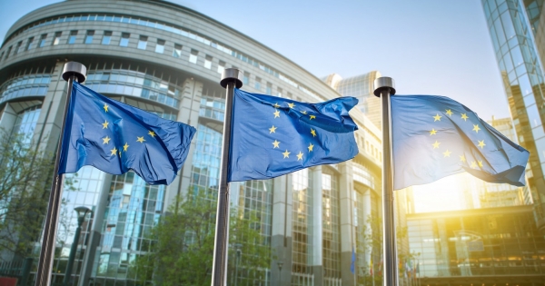 Adócsökkentésre kényszerítené Magyarországot az EU