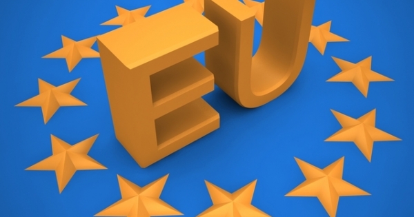 Változnak az EU-n belüli termék- értékesítés adómentességének feltételei