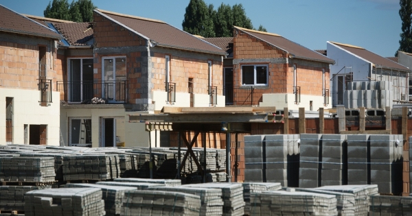 Társasházak: nem magánszemélyek, mégis szja-t fizetnek