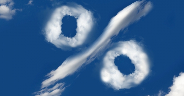 Megbízási díj utólagos kifizetése: amikor fejtörést okozhat az adó- és járulékkötelezettség megállapítása