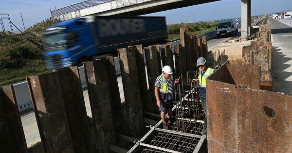 Továbbra is jól fizet a sztrádakoncesszió a tulajdonosoknak