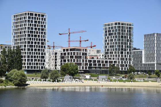 Tiborcz István étterme költözik a bezárt SHO Beach helyére