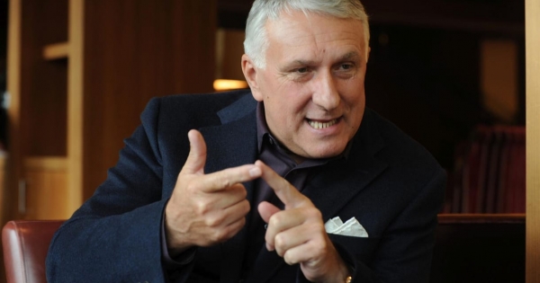 A választások másnapján kapta meg Bige László azt az engedélyt, amin egy éven át ült Lázár tárcája