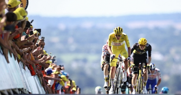2,7 milliárdos csomagban vette meg a köztévé a Tour de France közvetítési jogait, pedig a versenyt az Eurosport is adja