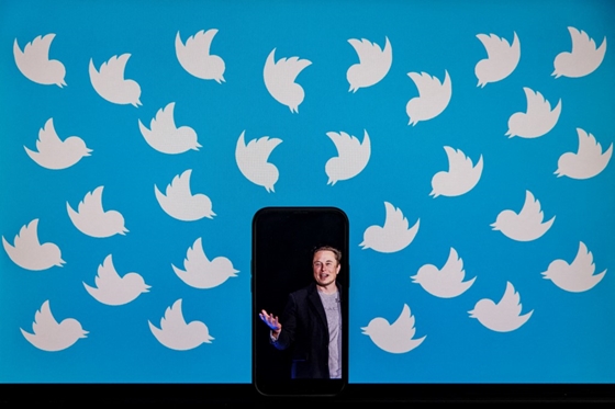 Reagált Elon Musk arra, hogy a twitterezők többsége elküldené őt: megváltoztatja a szavazás szabályait