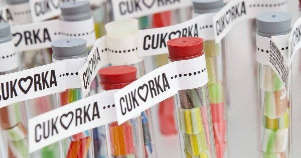 Családtag ingyenes munkája: hogyan, mikor lehet jogszerű?