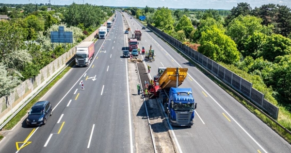 Negyvenmilliárddal fizethet többet a sztrádák után az állam Mészáros és Szíjj érdekeltségének