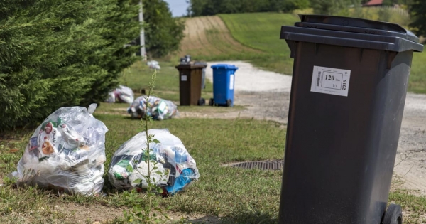 Mohó Mohu: az is veszélyekkel jár, ha a fogyasztó szünetelteti a szemétszállítási szerződését
