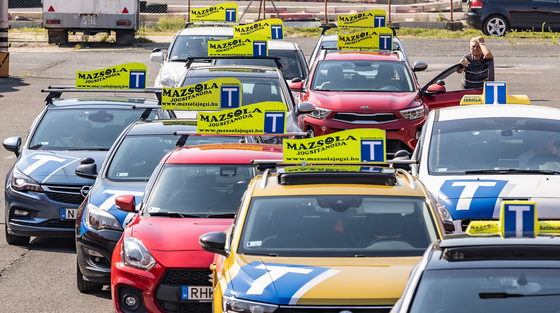 Egyre többen buknak meg a jogosítvány megszerzése közben - a közlekedés változott, vagy a vizsgázók?