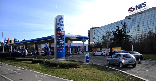 Életbe léptek az amerikai szankciók Szerbia orosz tulajdonú olajcége ellen