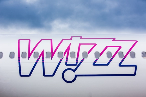 20 millió forintot ad a Wizz Air annak a pilótának, aki hajlandó Romániából dolgozni