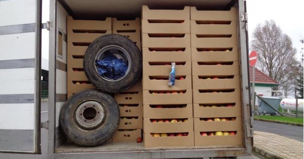 15 tonna zöldséget foglalt le a NAV