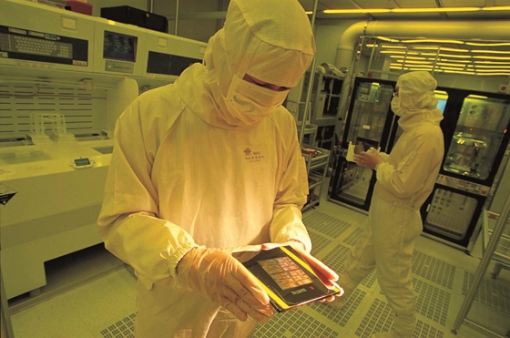 10 milliárd eurós üzemet épít Németországban a tajvani TSMC chipgyártó