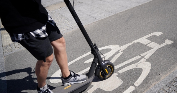 A nap kérdése: adható-e elektromos roller a munkavállalóknak adómentesen?