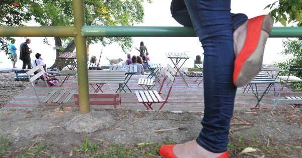 Hétvégi diákmunka: mit szabad, és mit nem?