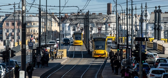 Egyre nagyobb a nyomás a kormányon, a BKV energiaköltségei is megduplázódtak
