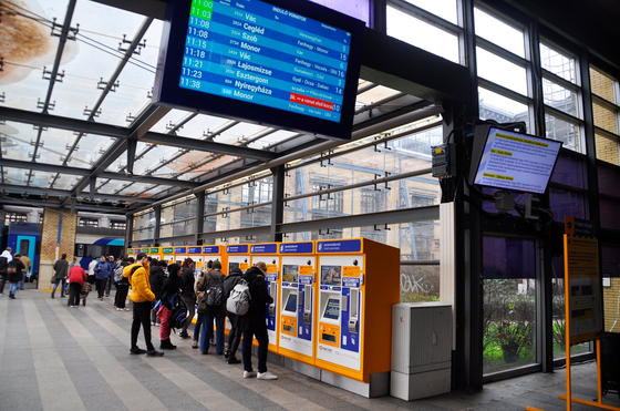 Egyetlen rongáló 27 millió forintos kárt okozott a MÁV jegykiadó automatáiban