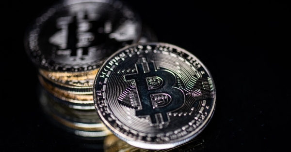 A nap kérdése: katásként vagy átalányadózóként éri meg jobban a kriptovaluta-kereskedés?