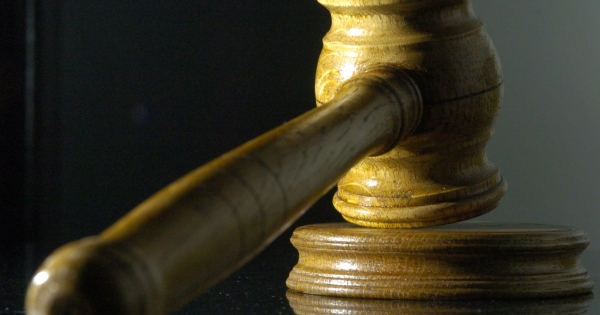 Vagyonosodási vizsgálat: egy szalmaszálon múlhat a bizonyítás