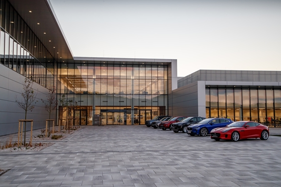 A Jaguar Land Rover tulajdonosa 500 millió fontot kér a brit kormánytól akkumulátorgyárra
