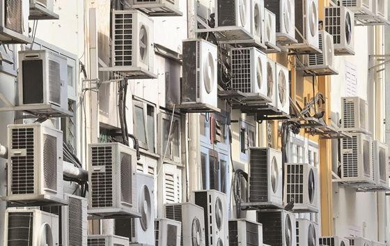 Minden negyedik magyar fél éven belül klímát venne