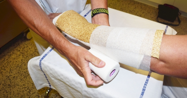 Baleseti egészségügyi szolgáltatás: kinek, mikor térít az állami biztosító?