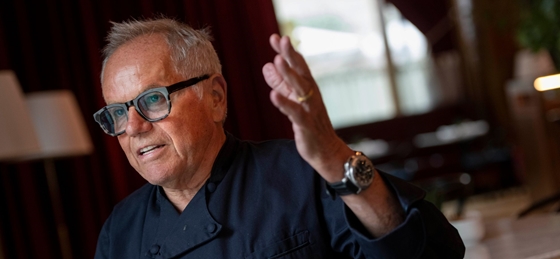 Wolfgang Puck a hvg.hu-nak: Az, hogy híres egy séf, még nem elég a sikerhez