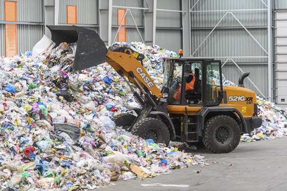 Indul az új típusú hulladékkezelés, de mit hoz a magasabb költségeken kívül?
