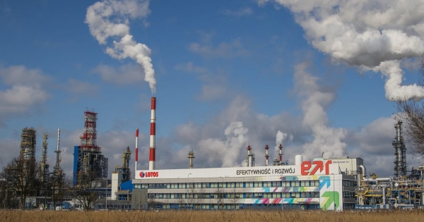 A lengyelek meglátták a piaci rést és gyorsan kihasználnák, hogy nem megy több magyar és szlovák dízel Ukrajnába