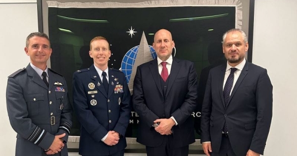 Máris van nyertese Orbán és Trump nagy fegyverüzletének