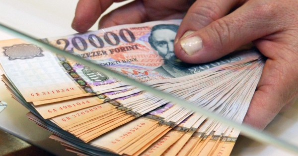 Végkielégítés: kinek jár, kinek nem, ha igen, mennyi?